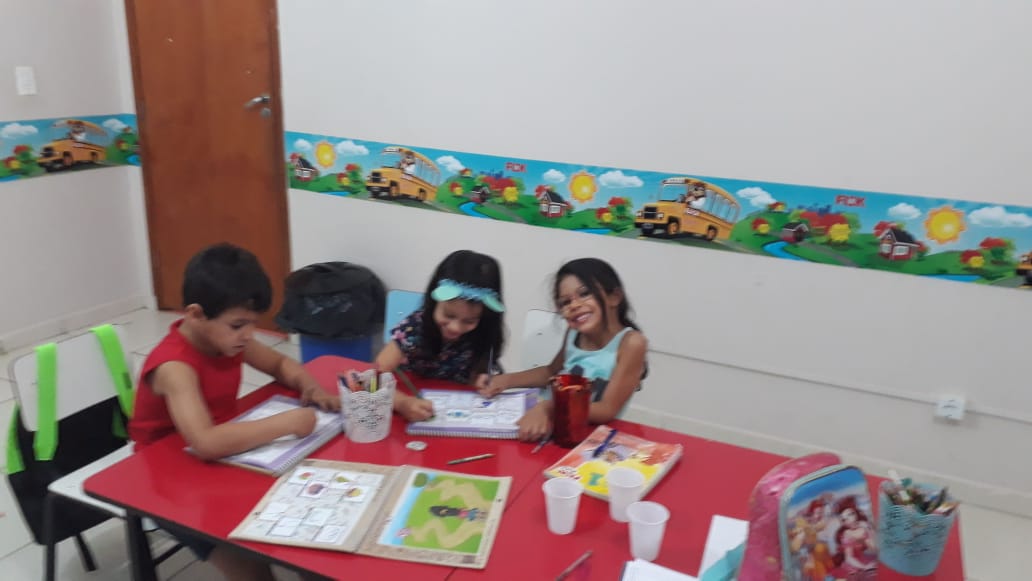 Fisk Goiânia 2/ GO – “Painting with the teacher”
